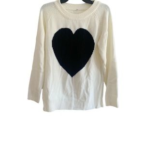 Women's Sweater White with Heart Size Medium